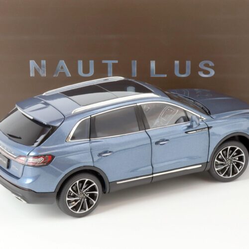 1:18 Original Lincoln Nautilus Luxury SUV 2018 blue metallic DEALER VERSION