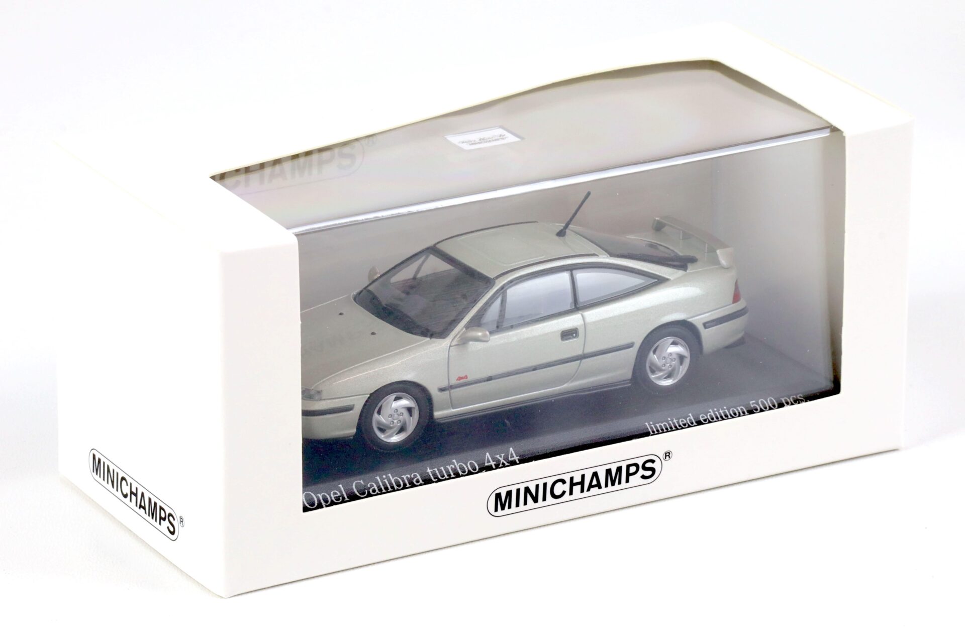 1:43 Minichamps Opel Calibra Turbo 4x4 Astros silver 1992