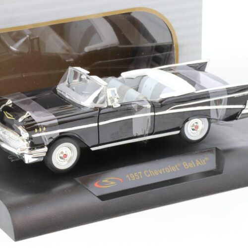 1:32 Signature Models 1957 Chevrolet Bel Air Convertible black