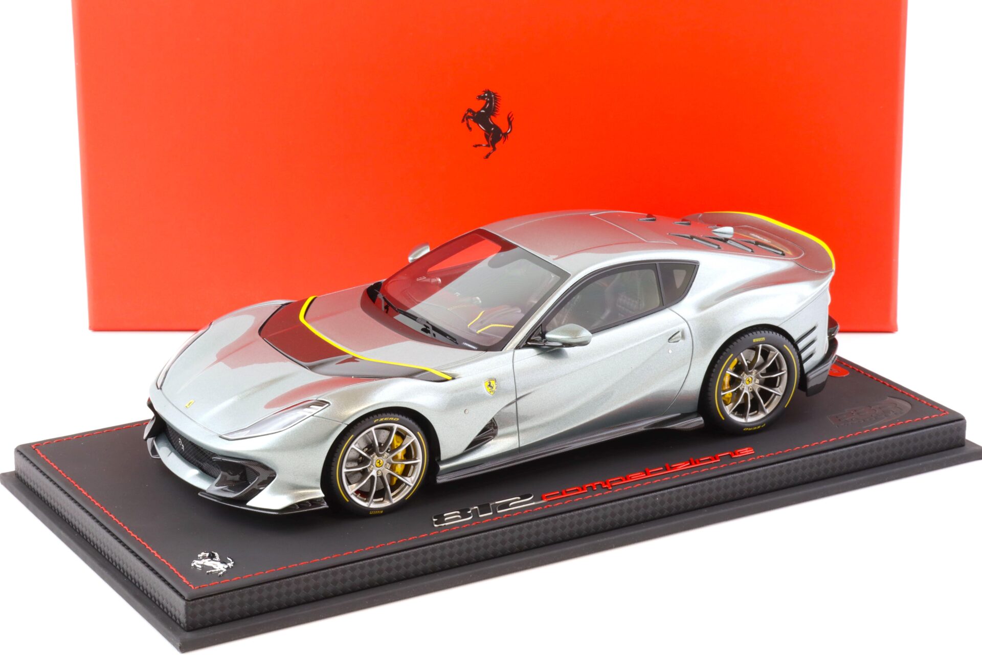 1:18 BBR Ferrari 812 Competizione 2021 Grigio Coburn/ yellow horiz. stripe - Limited 140 pcs.