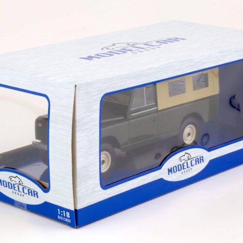 1:18 MCG Land Rover Series II 109 Pickup dark green/ beige