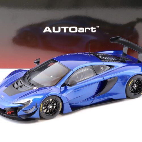 1:18 AUTOart McLAREN 650S GT3 2017 blue/ black accents 81641