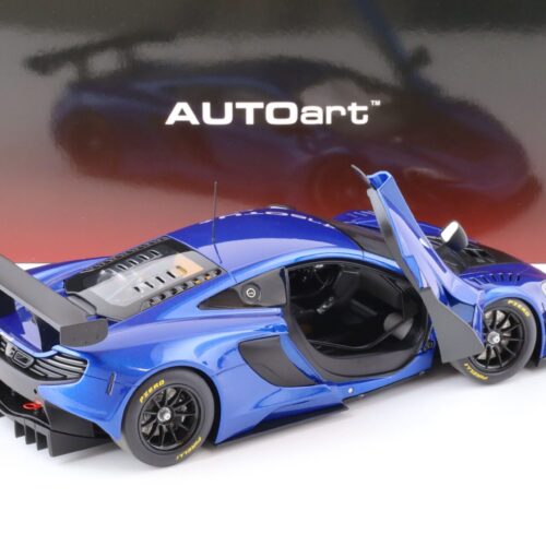 1:18 AUTOart McLAREN 650S GT3 2017 blue/ black accents 81641