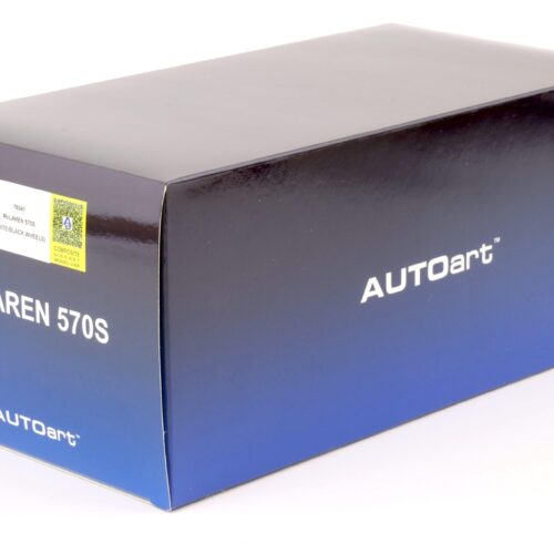 1:18 AUTOart McLaren 570S Coupe 2016 white/ black accents 76041