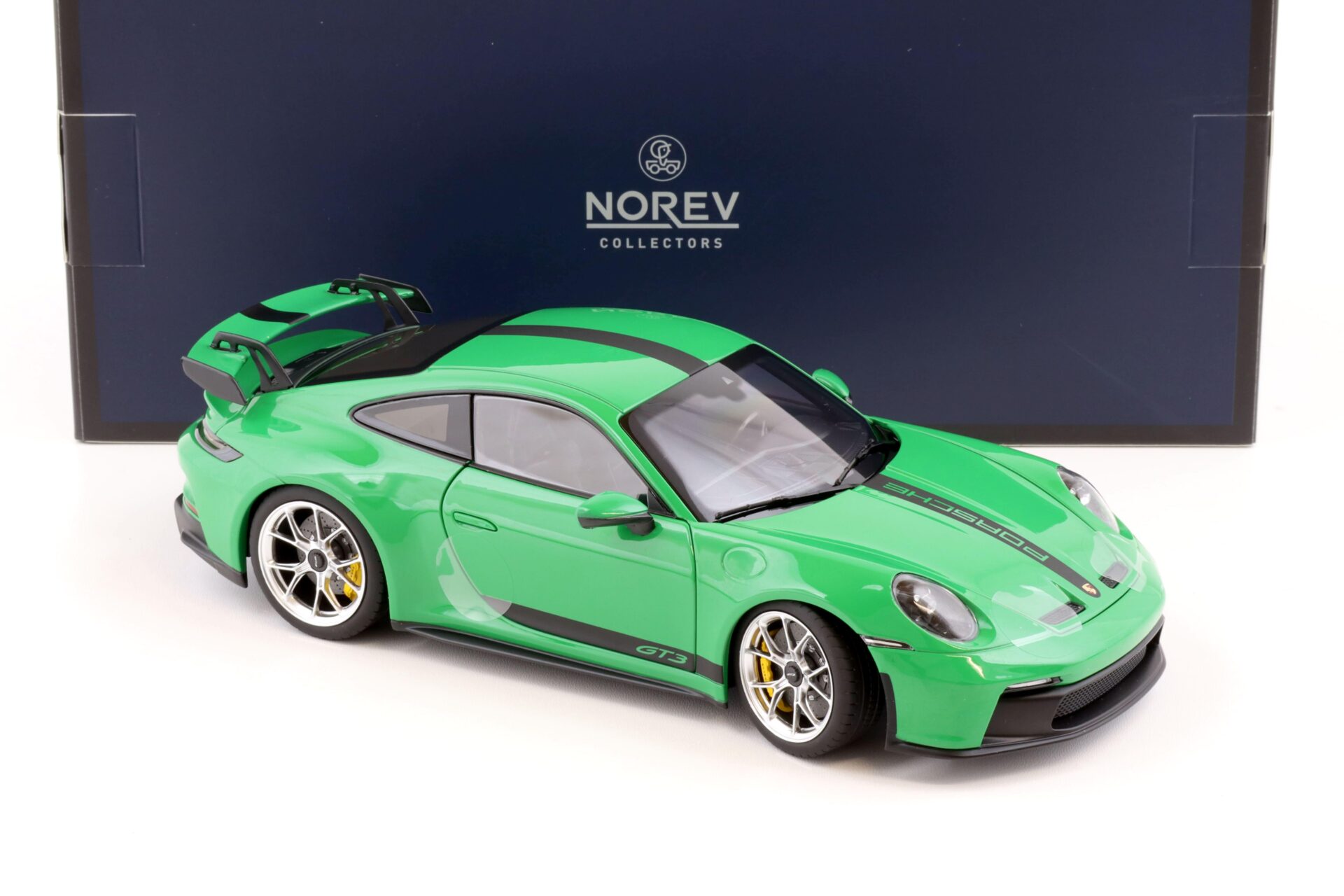 1:18 Norev Porsche 911 (992) GT3 Coupe 2021 green - Limited 300 pcs.