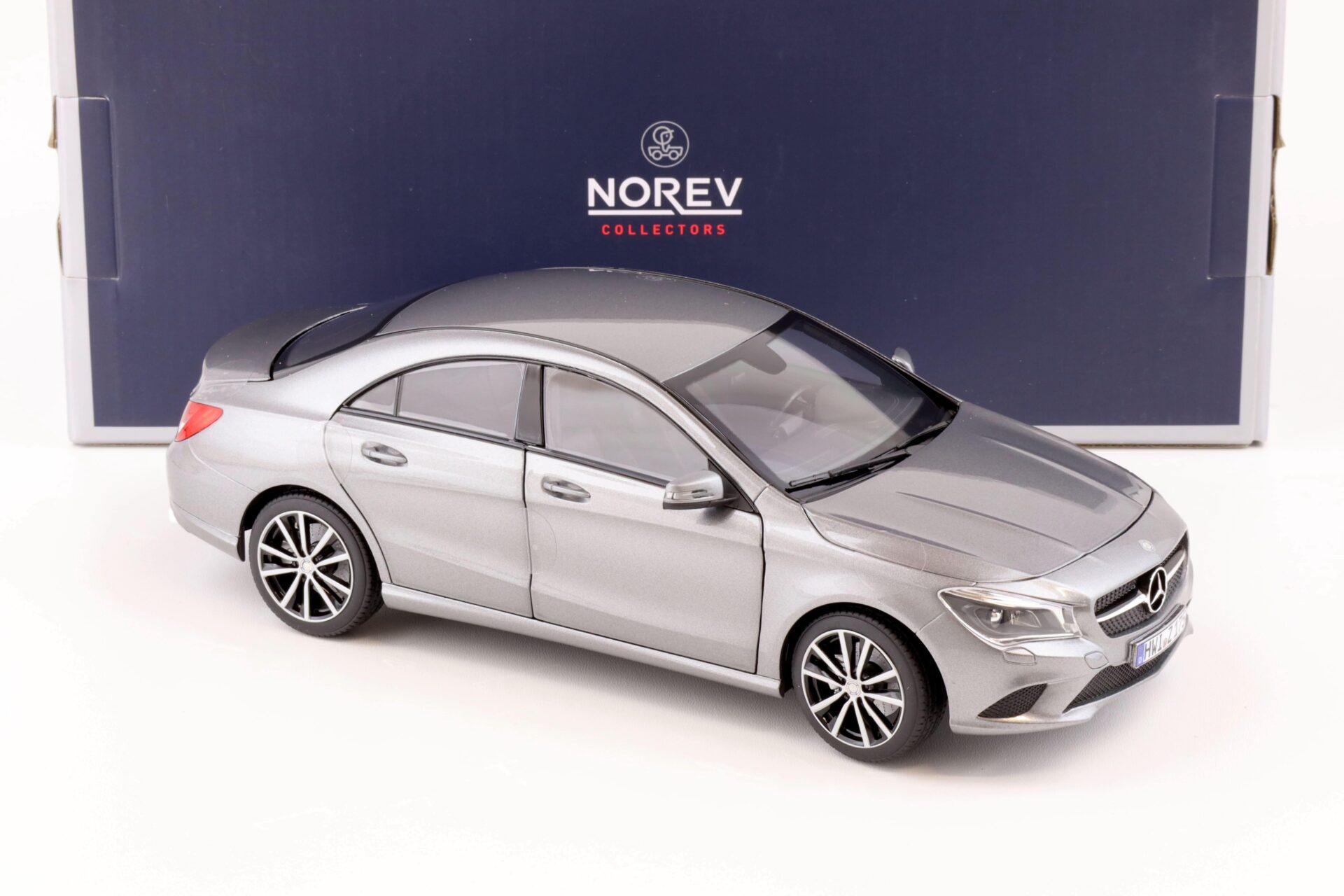1:18 Norev Mercedes CLA (C117) 2013 grey metallic