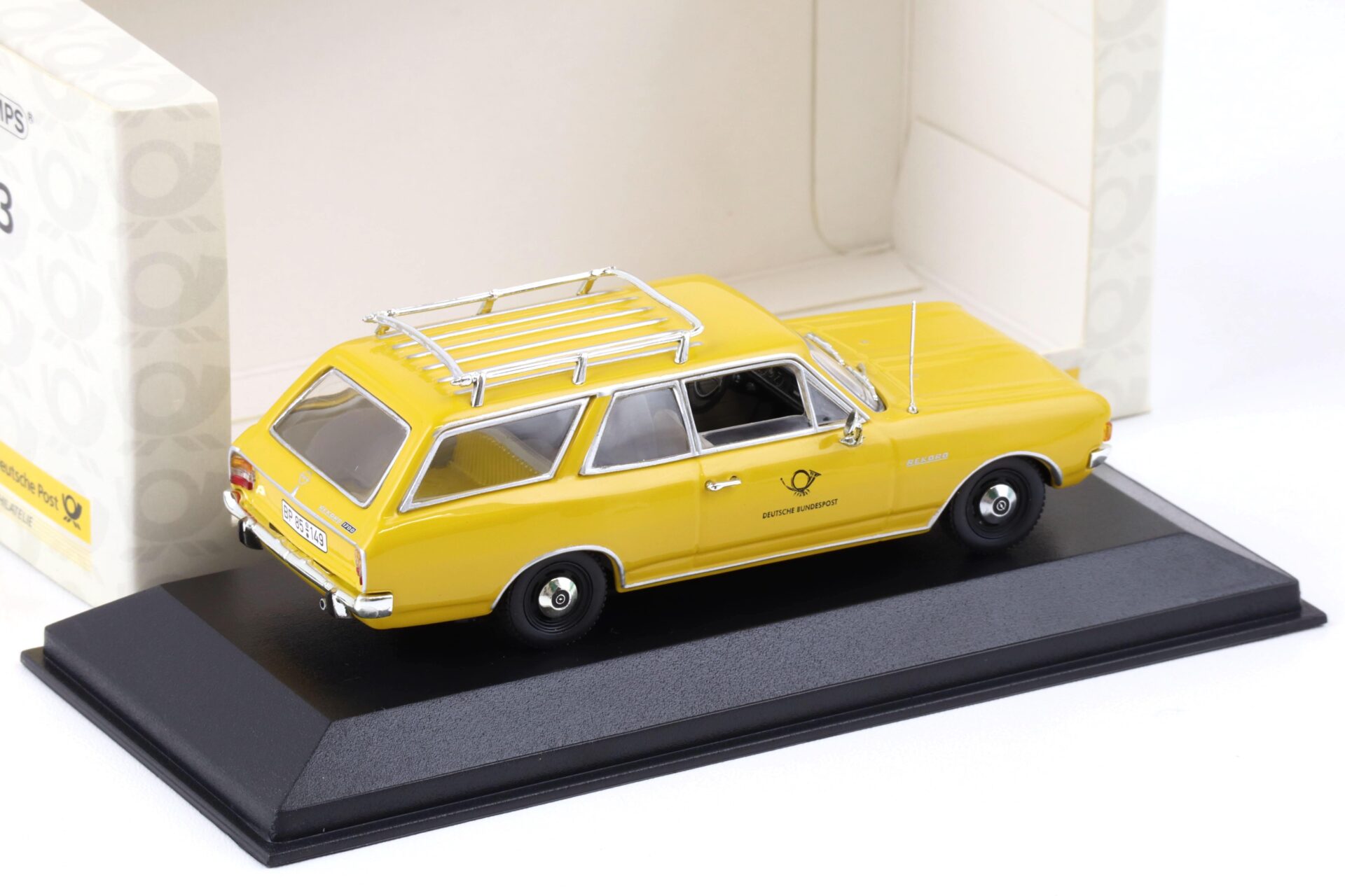 1:43 Minichamps Opel Rekord C Caravan Deutsche Post yellow