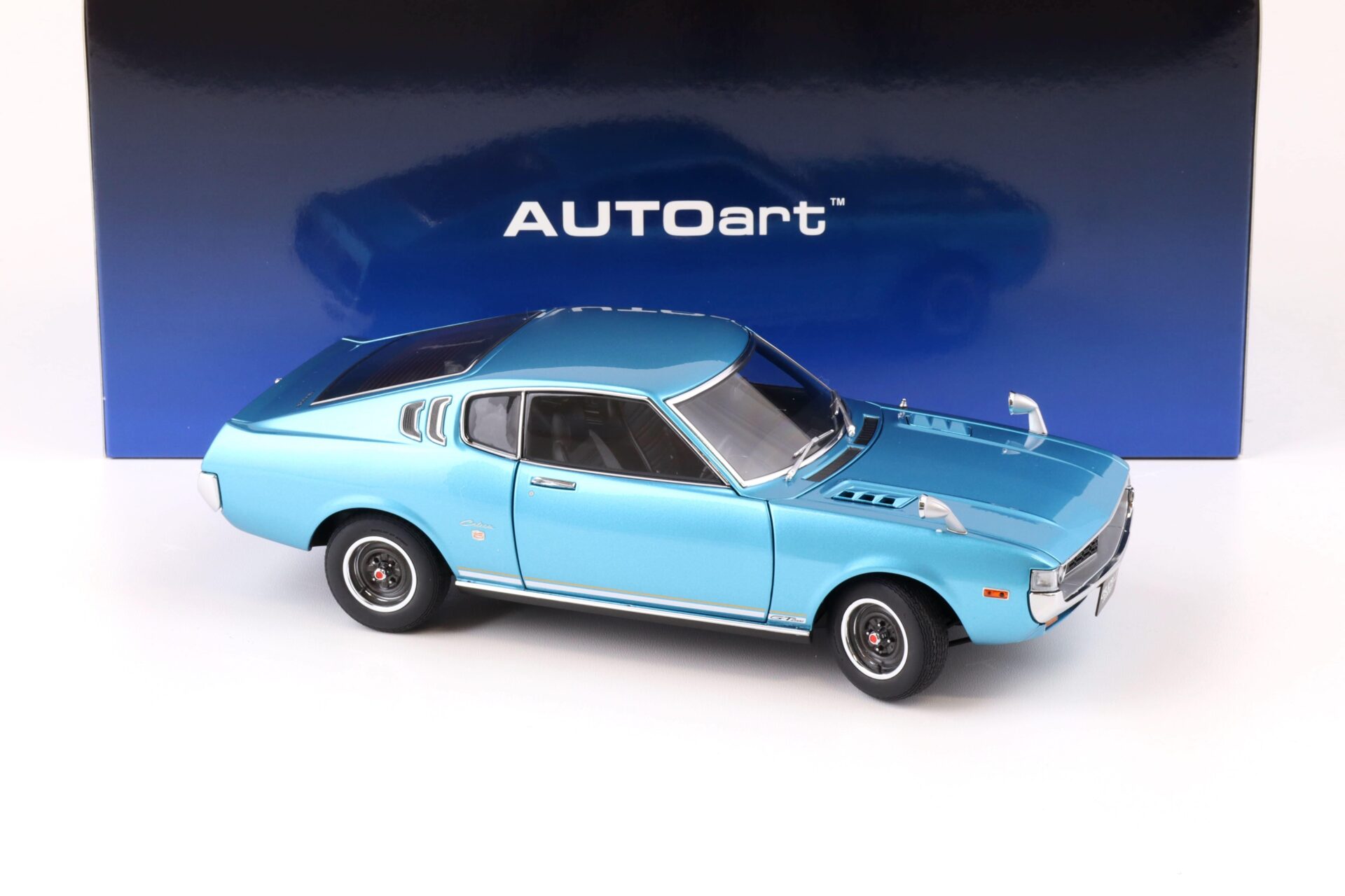 1:18 AUTOart Toyota Celica Liftback 2000 GT (RA25) 1973 turquoise blue metallic 78767