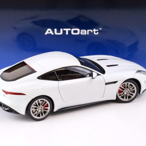 1:18 AUTOart Jaguar F-Type R Coupe Polaris white 73651