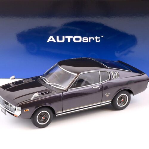 1:18 AUTOart Toyota Celica Liftback 2000 GT (RA25) 1973 dark purple metallic 78769