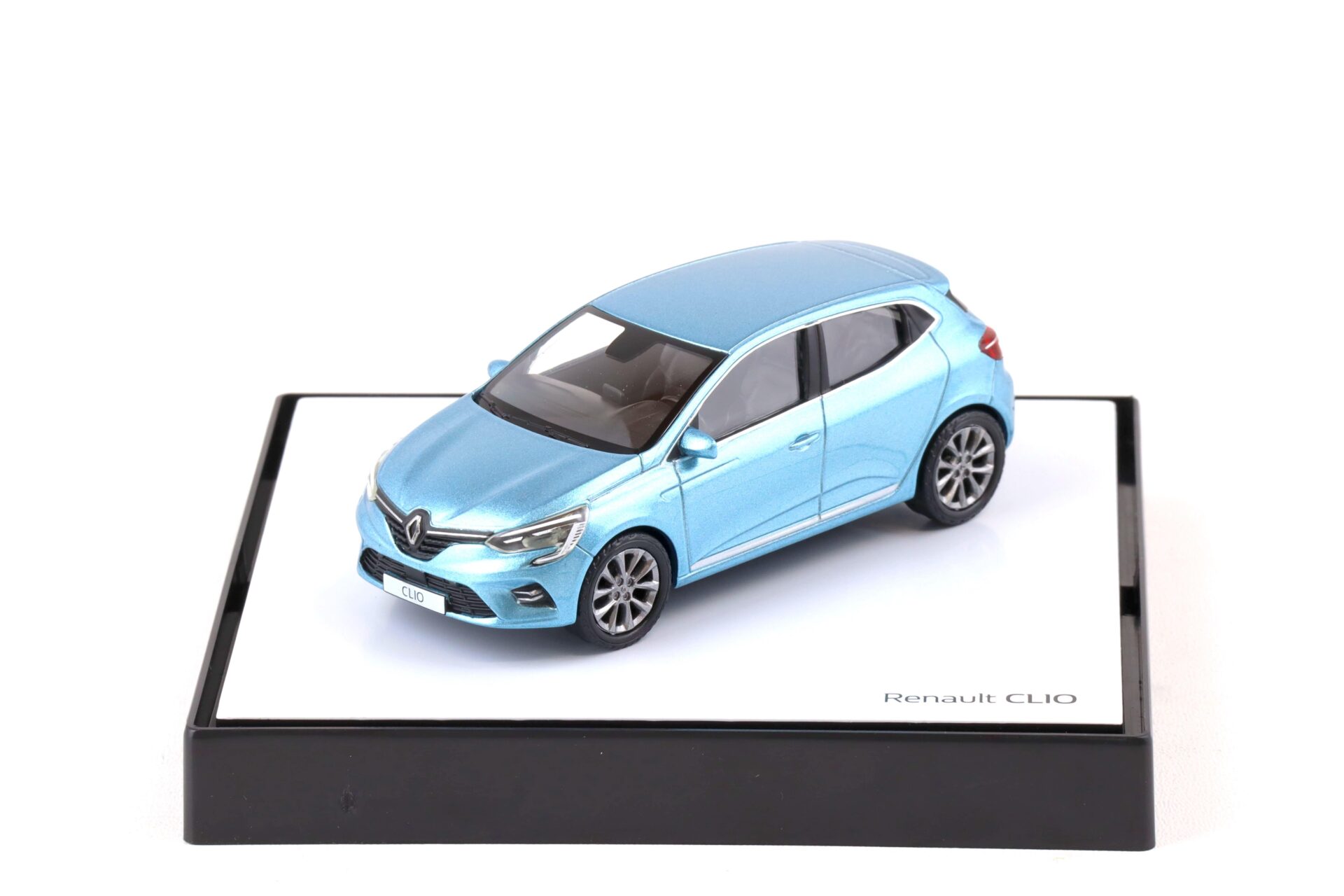 1:43 Norev Renault Clio V blue metallic 2019 DEALER VERSION