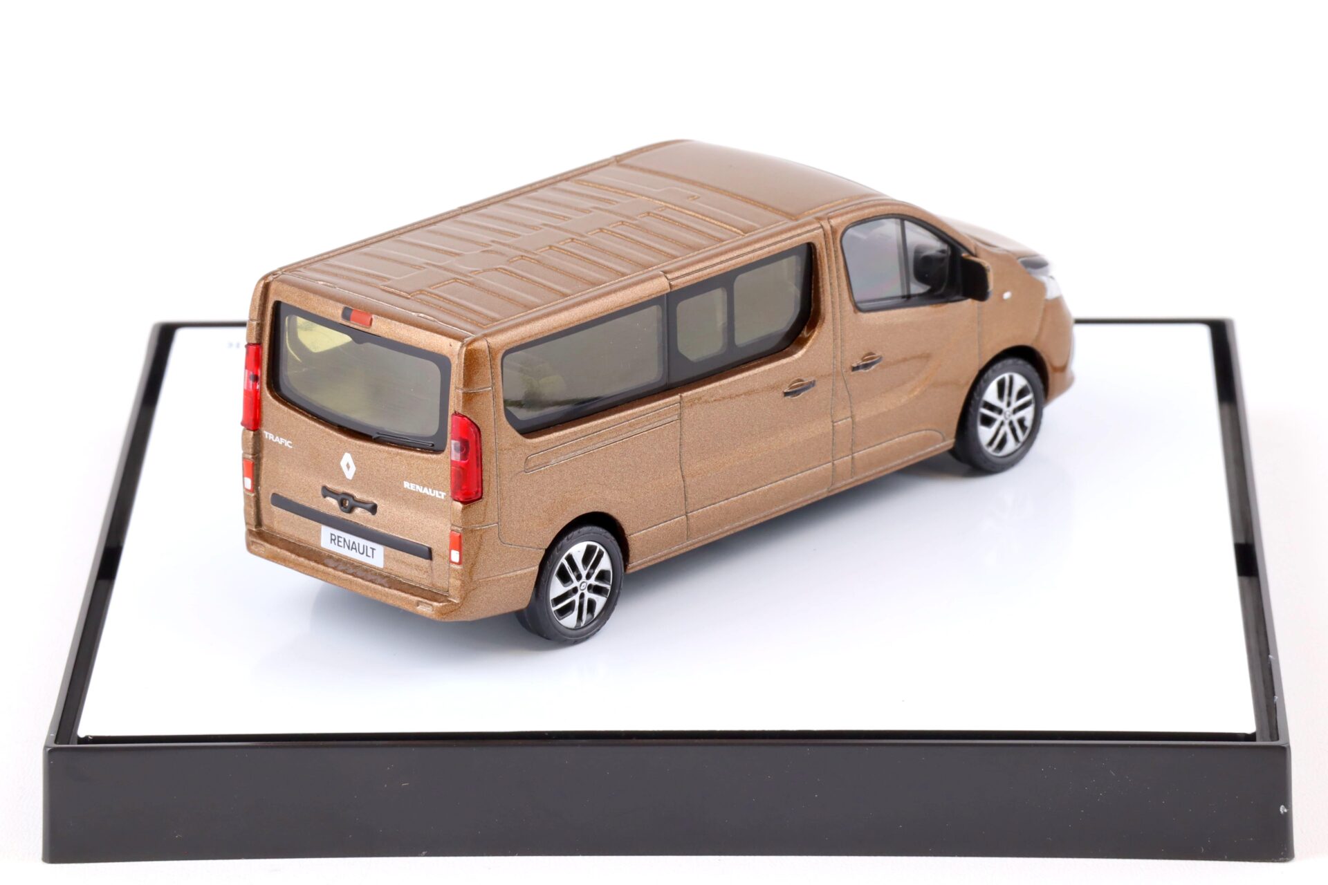 1:43 Norev Renault Traffic 3 Van bronze metallic DEALER VERSION