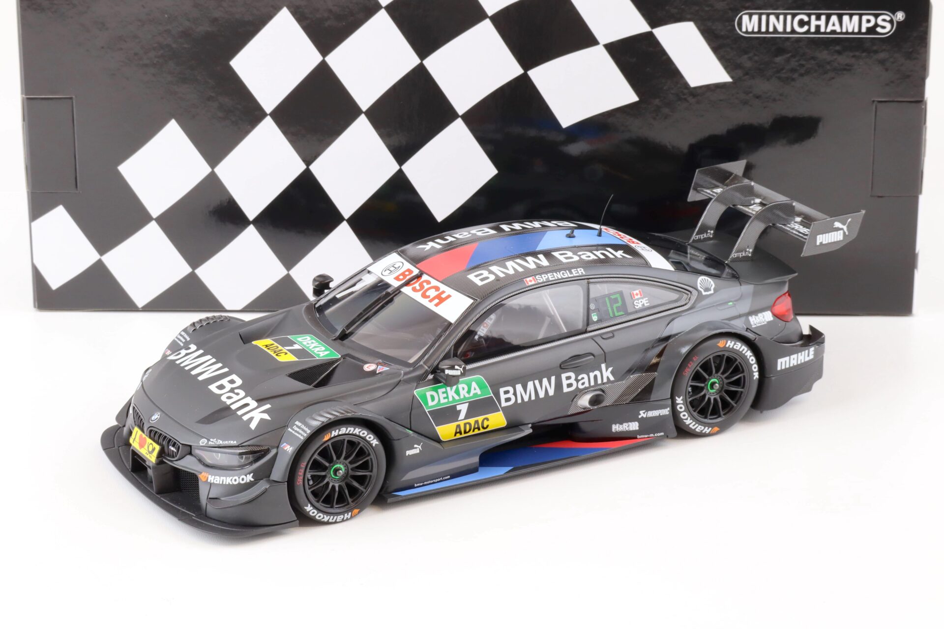 1:18 Minichamps BMW M4 DTM 2018 Team RBM #7 Bruno Spengler