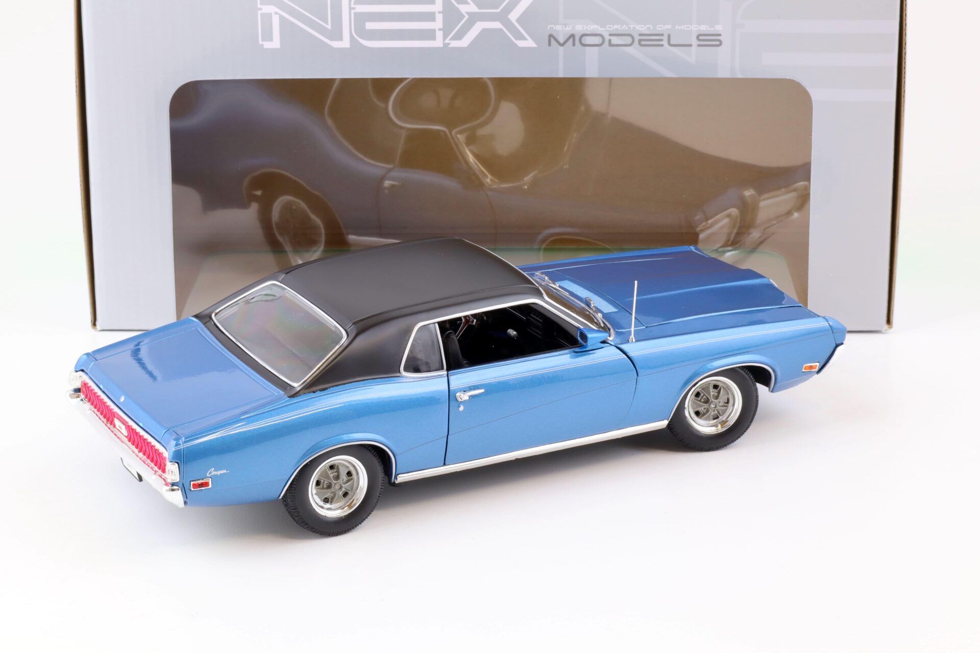 1:18 Welly NEX 1970 Mercury Cougar XR7 Coupe blue metallic/ black