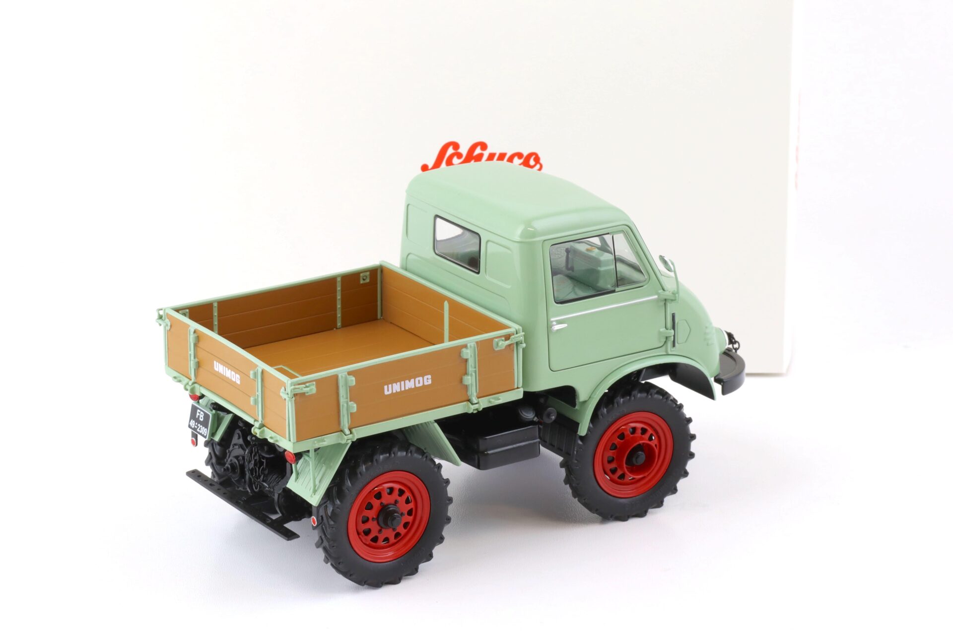 1:18 Schuco Mercedes Unimog 401 mit Westfalia Kabine green 450017600