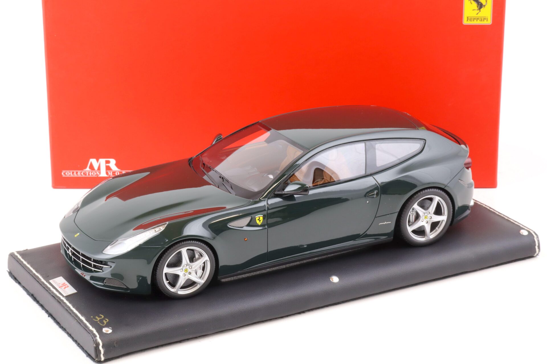 1:18 MR Collection Ferrari FF dark green FERR04F