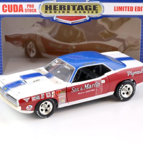 1:18 ERTL SOX & MARTIN 1970 Plymouth Cuda Pro Stock white/ blue/red