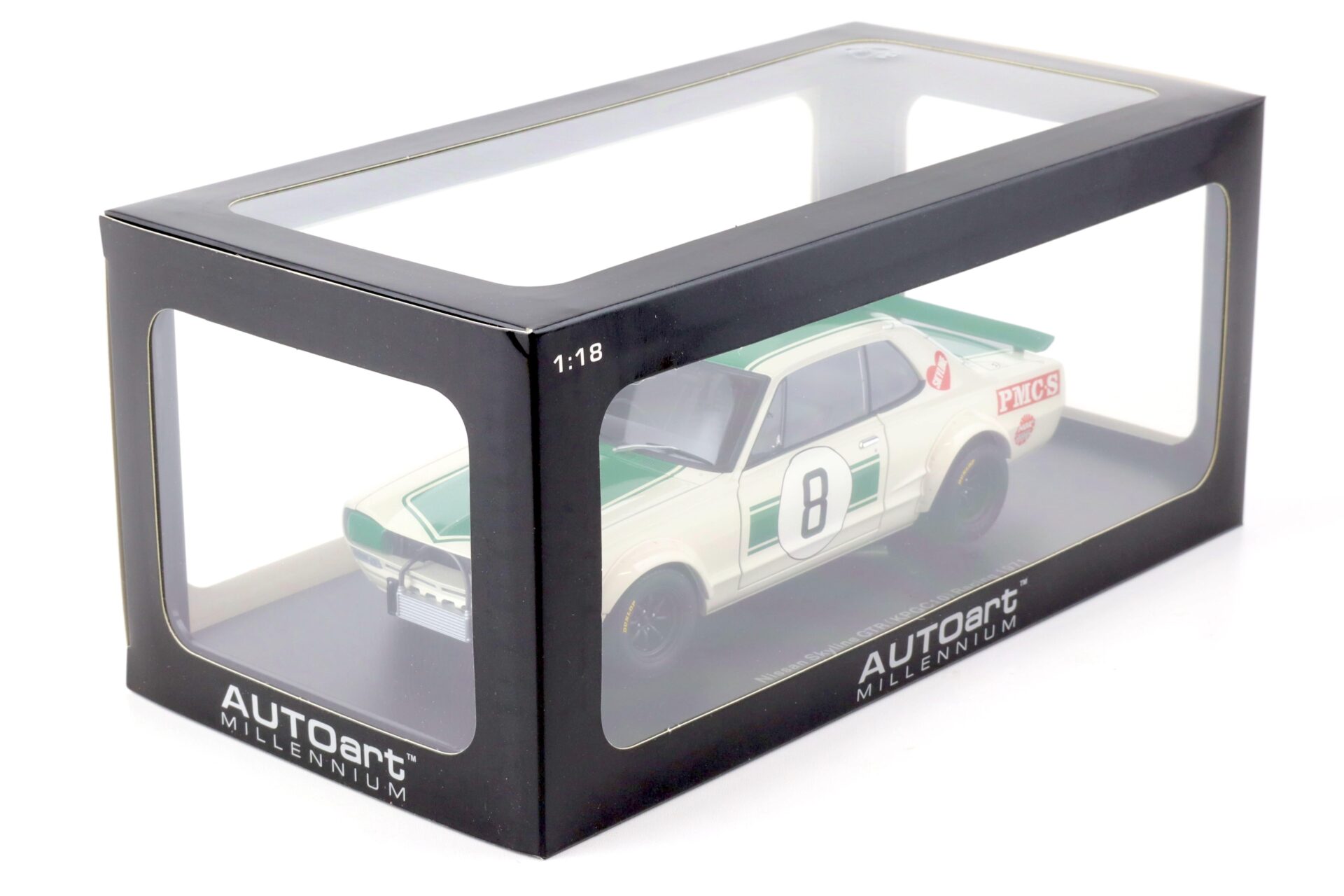 1:18 AUTOart Nissan Skyline GT-R (KPGC10) Racing 1971 Hasemi #8 Japan GP 2nd Place