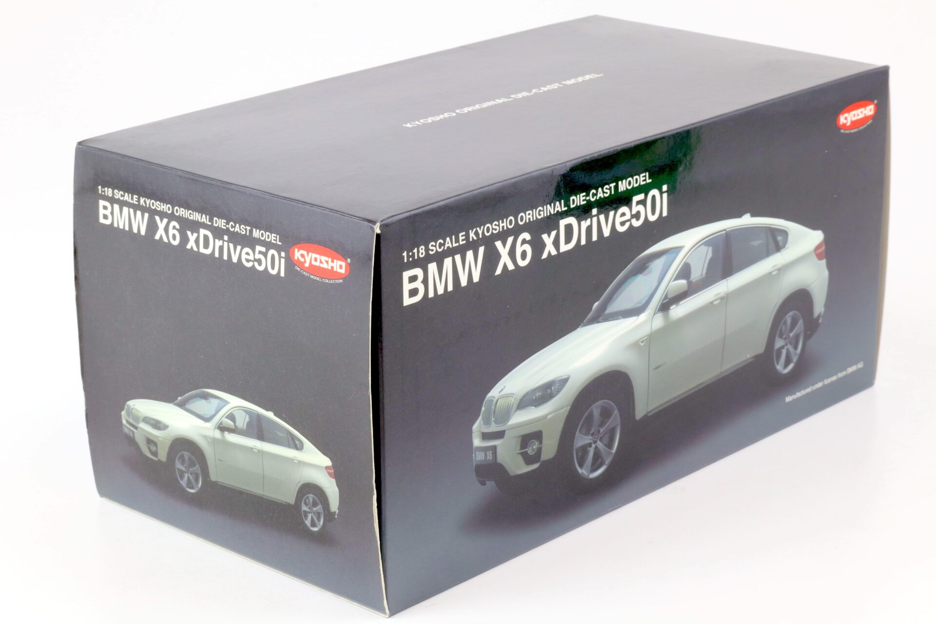 1:18 Kyosho BMW X6 xDrive50i (E71) white 08761W