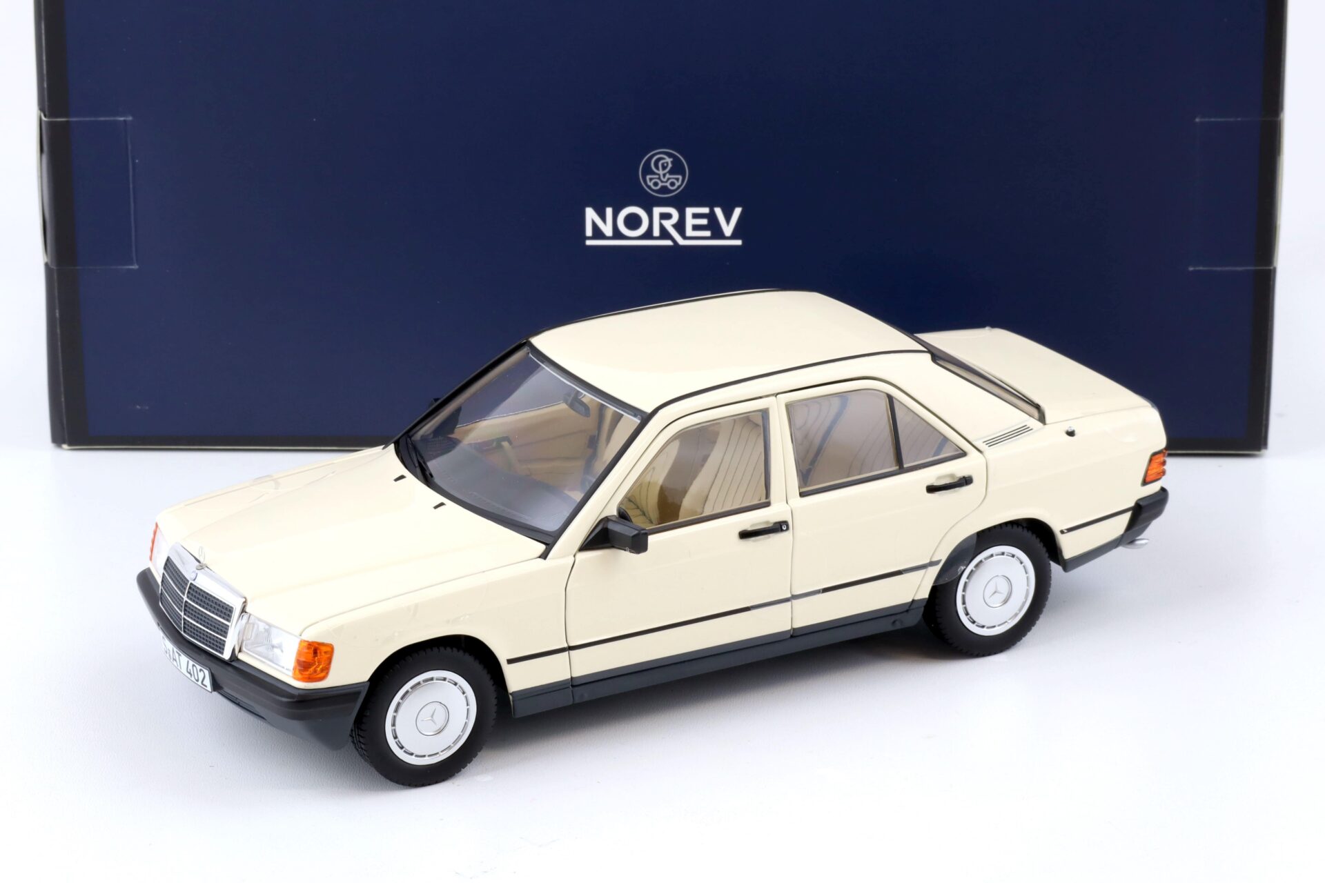 1:18 Norev 1984 Mercedes-Benz 190 E beige - Limited 200 pcs.