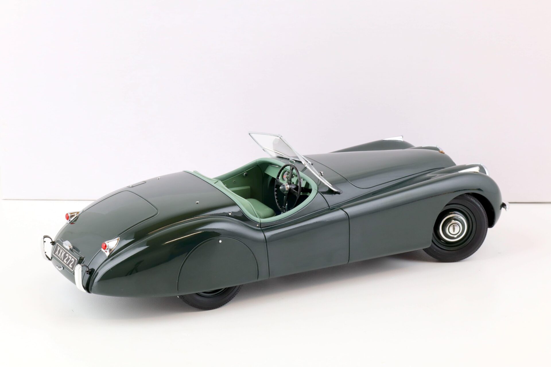 1:12 12ART Fine Model Cars Jaguar XK120 OTS Cabriolet RHD dark green 1953