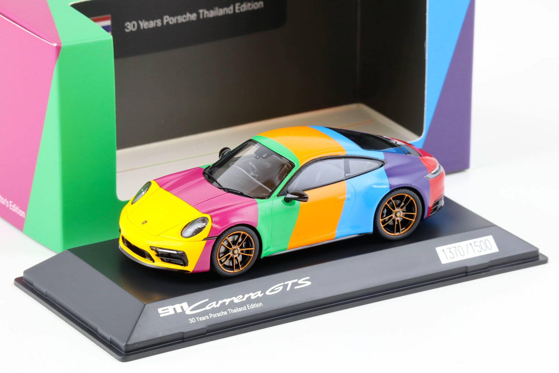 1:43 Spark Porsche 911 (992) Carrera GTS "30 Years Porsche Thailand" WAP DEALER