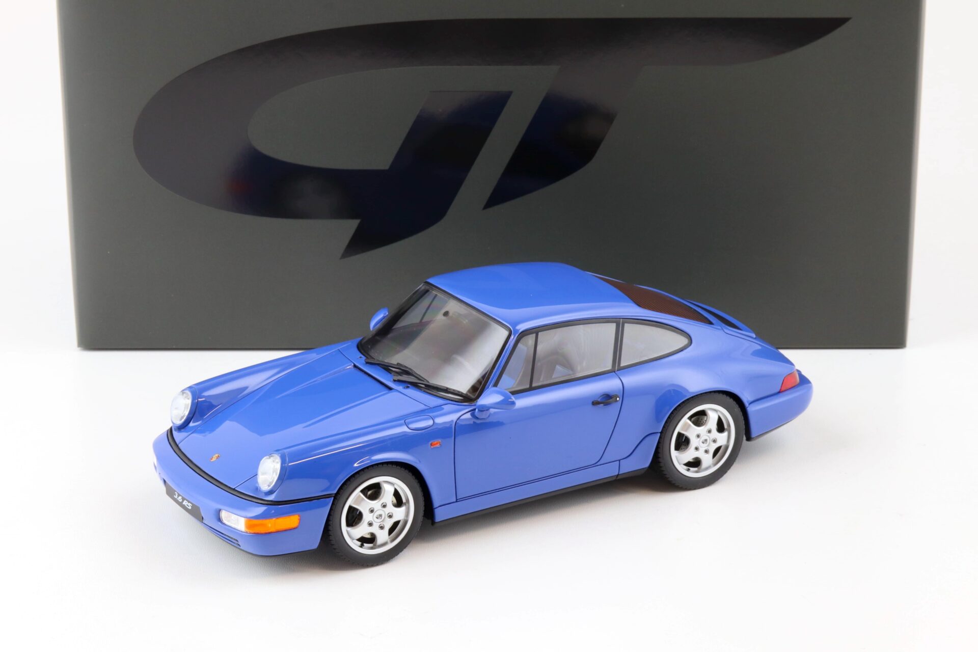 ID 78029 orig.jpg 1:18 GT Spirit GT887 Porsche 911 (964) Carrera RS Coupe maritim blue 1992
