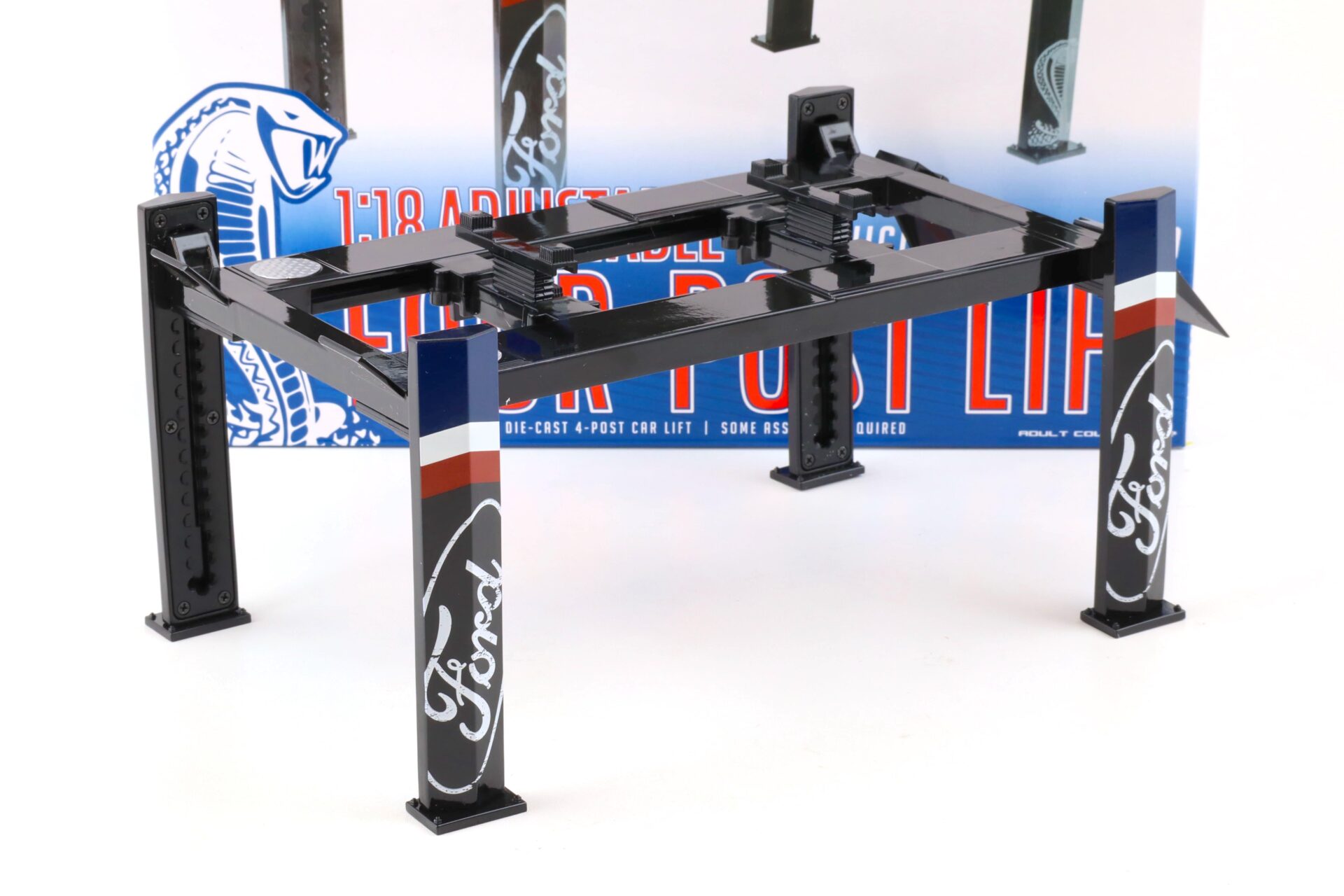 1:18 Greenlight FORD COBRA Adjustable FOUR-POST Lift Hebebühne Zubehör black