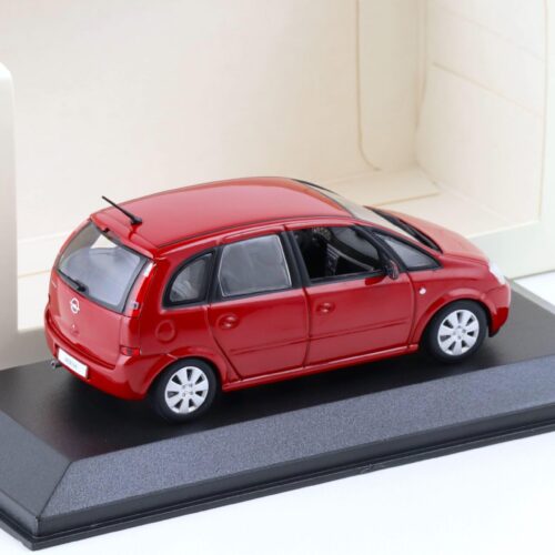 1:43 Minichamps Opel Meriva red DEALER VERSION