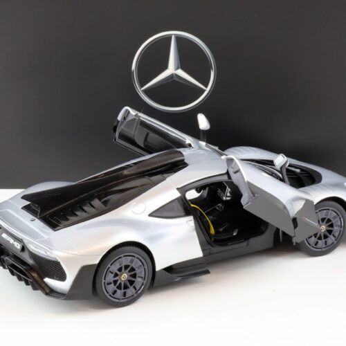 1:18 NZG Mercedes AMG ONE (C298) hightech silver 2022 DEALER VERSION