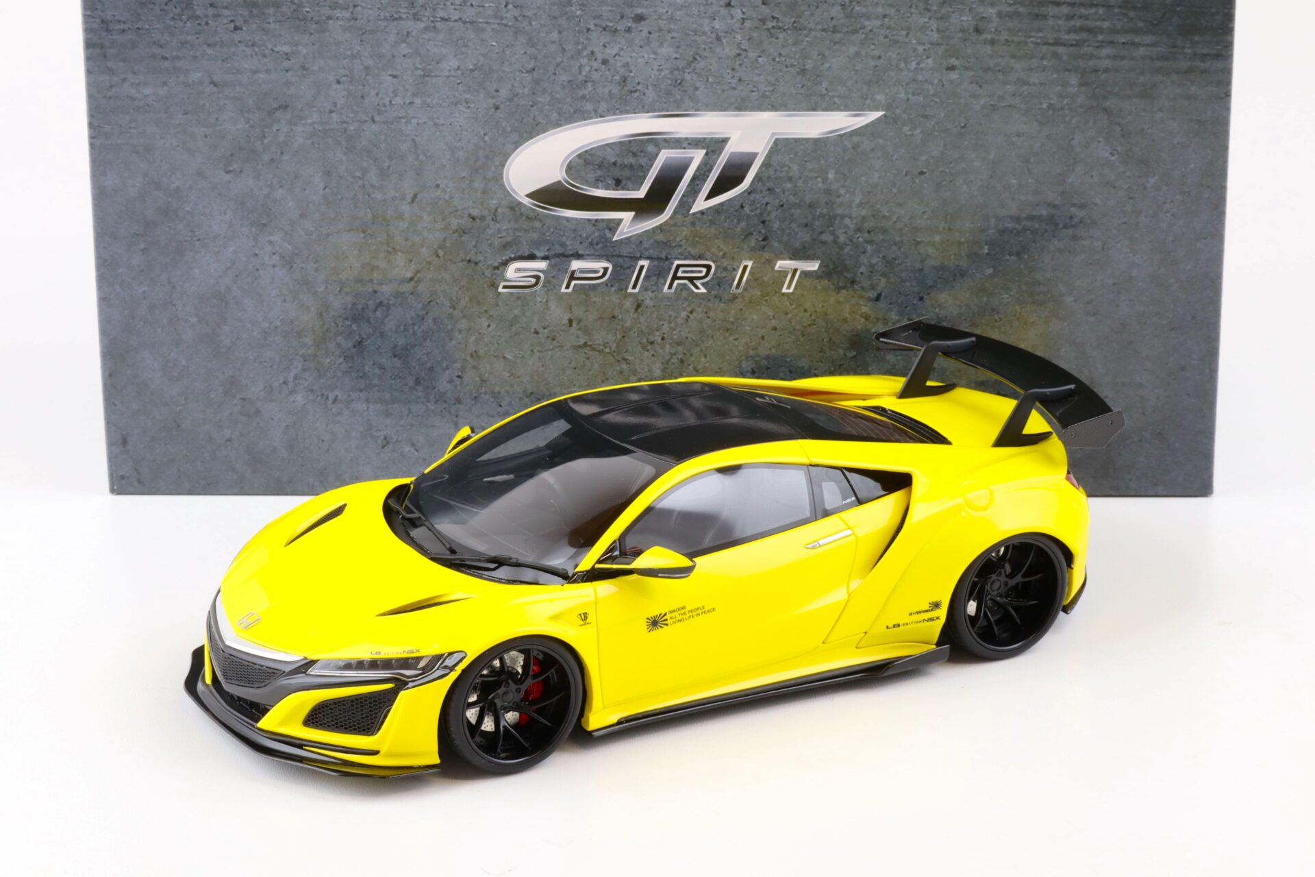 ID 81661 orig.jpg 1:18 GT Spirit Asia Exclusive KJ034 Honda NSX Liberty Walk 2021 yellow