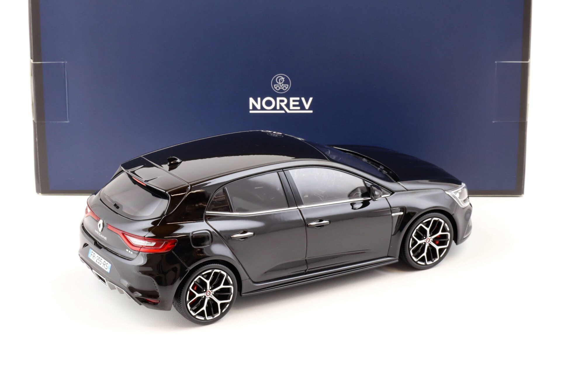 1:18 Norev Renault Megane R.S. Trophy 2019 Diamond black - Limited 300 pcs.