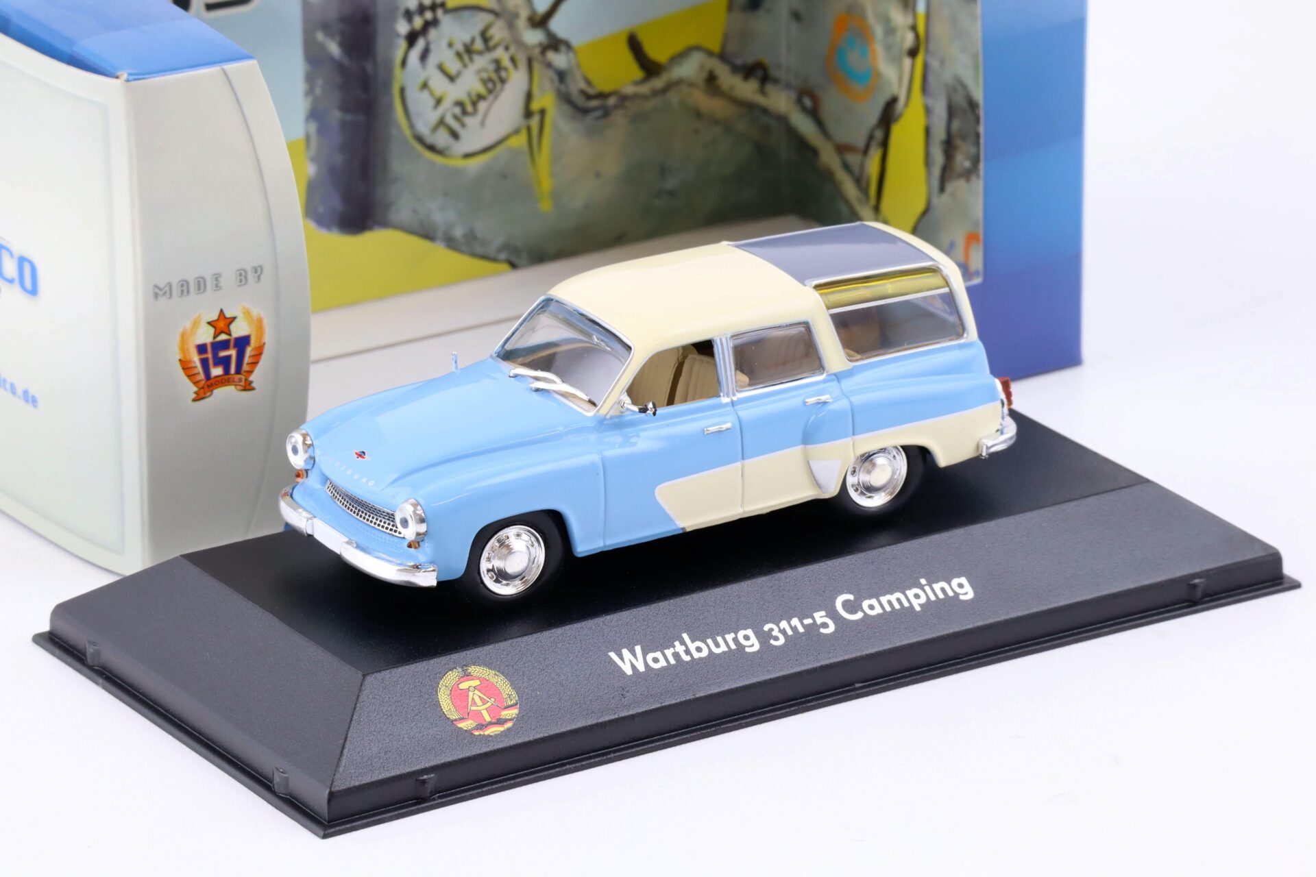 ID 82205 orig.jpg 1:43 Cars&Co IST Wartburg 311-5 Camping light blue/ beige