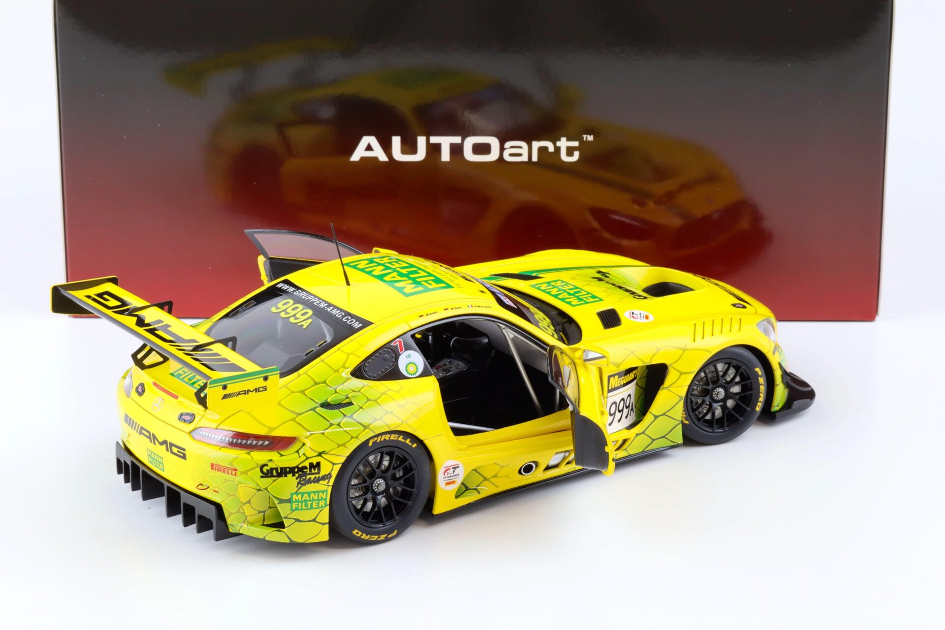 1:18 AUTOart Mercedes AMG GT3 Team Gruppe M Racing #999A Bathurst 12h 2019