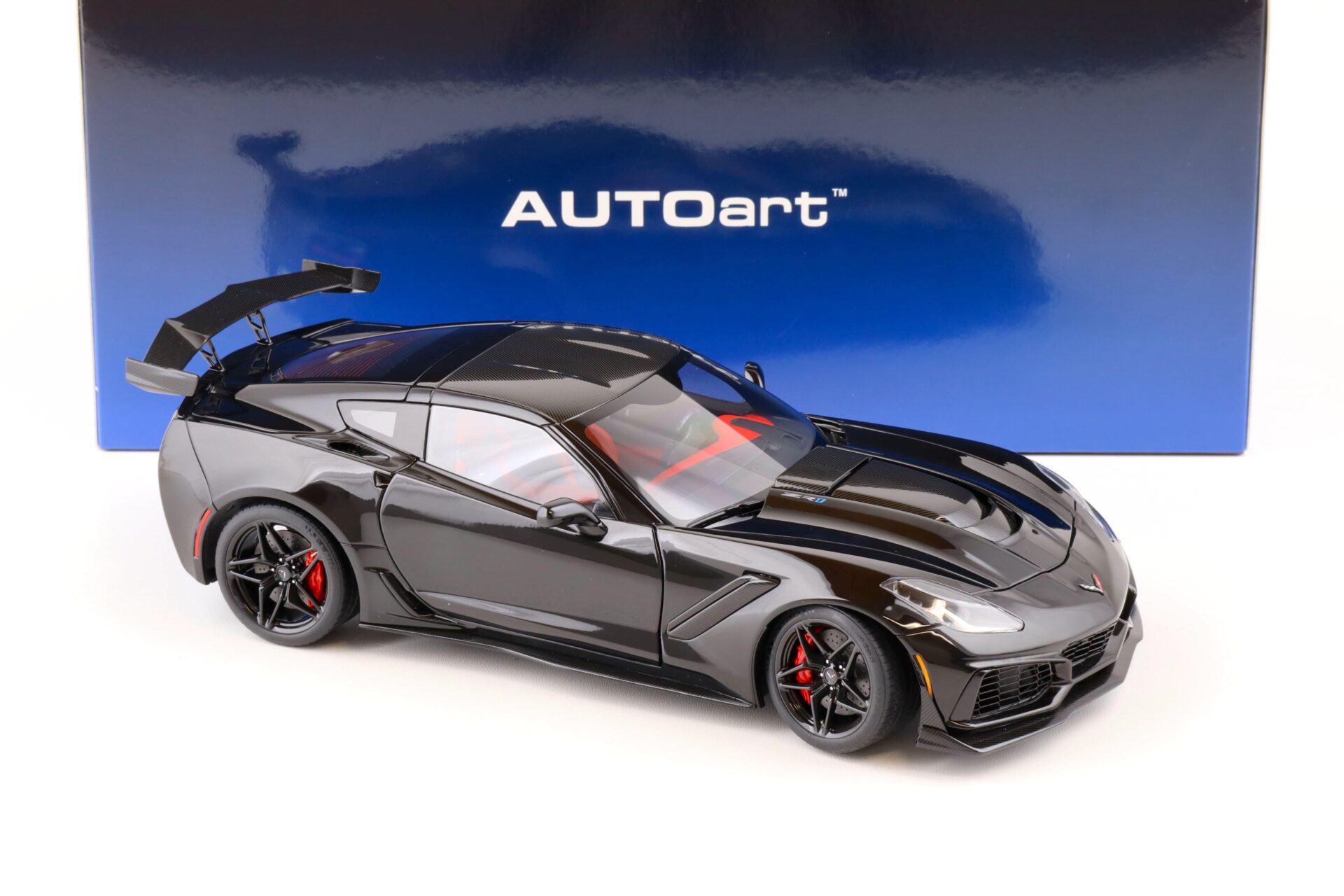 1:18 AUTOart Chevrolet Corvette C7 ZR1 Coupe 2019 Gloss black