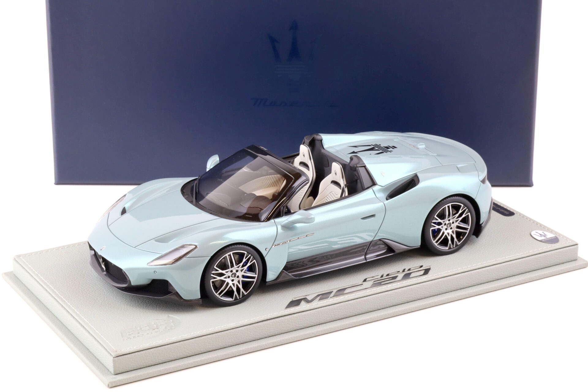 ID 82469 orig.jpg 1:18 BBR Maserati MC20 Roadster 2022 Cielo Acqua Marina - Limited 250 pcs.