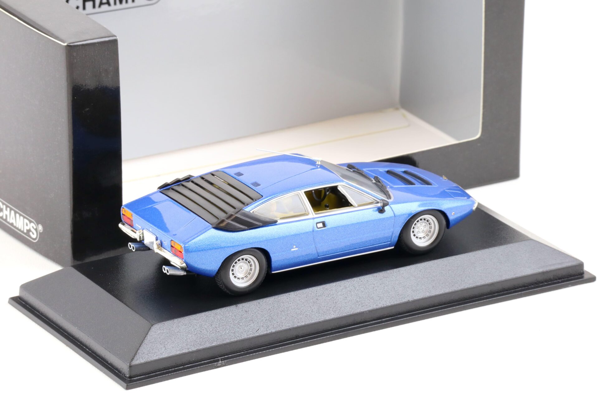 1:43 Minichamps Lamborghini Urraco 1974 blue Acapulco