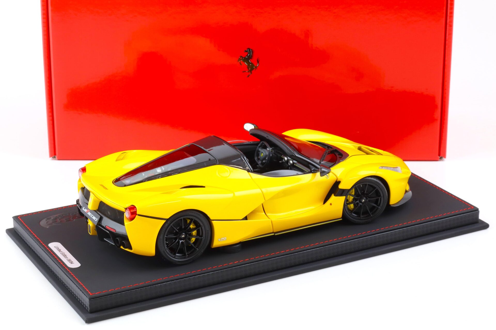 1:18 BBR Ferrari LaFerrari Aperta Giallo Tristrato/ special wheels Diecast - Limited 84 pcs.