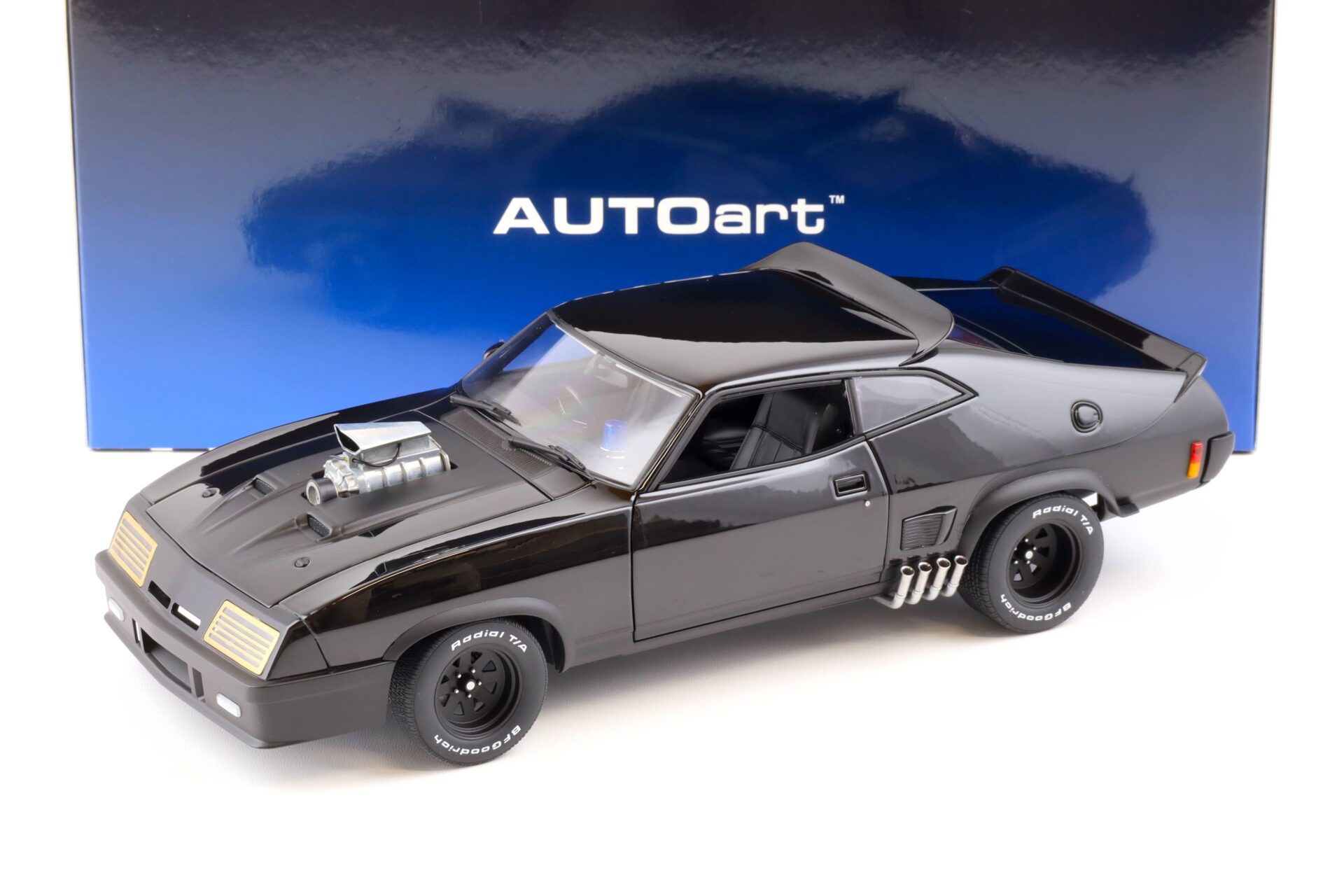 1:18 AUTOart Ford XB Falcon Tuned Version Black Interceptor MAD MAX black