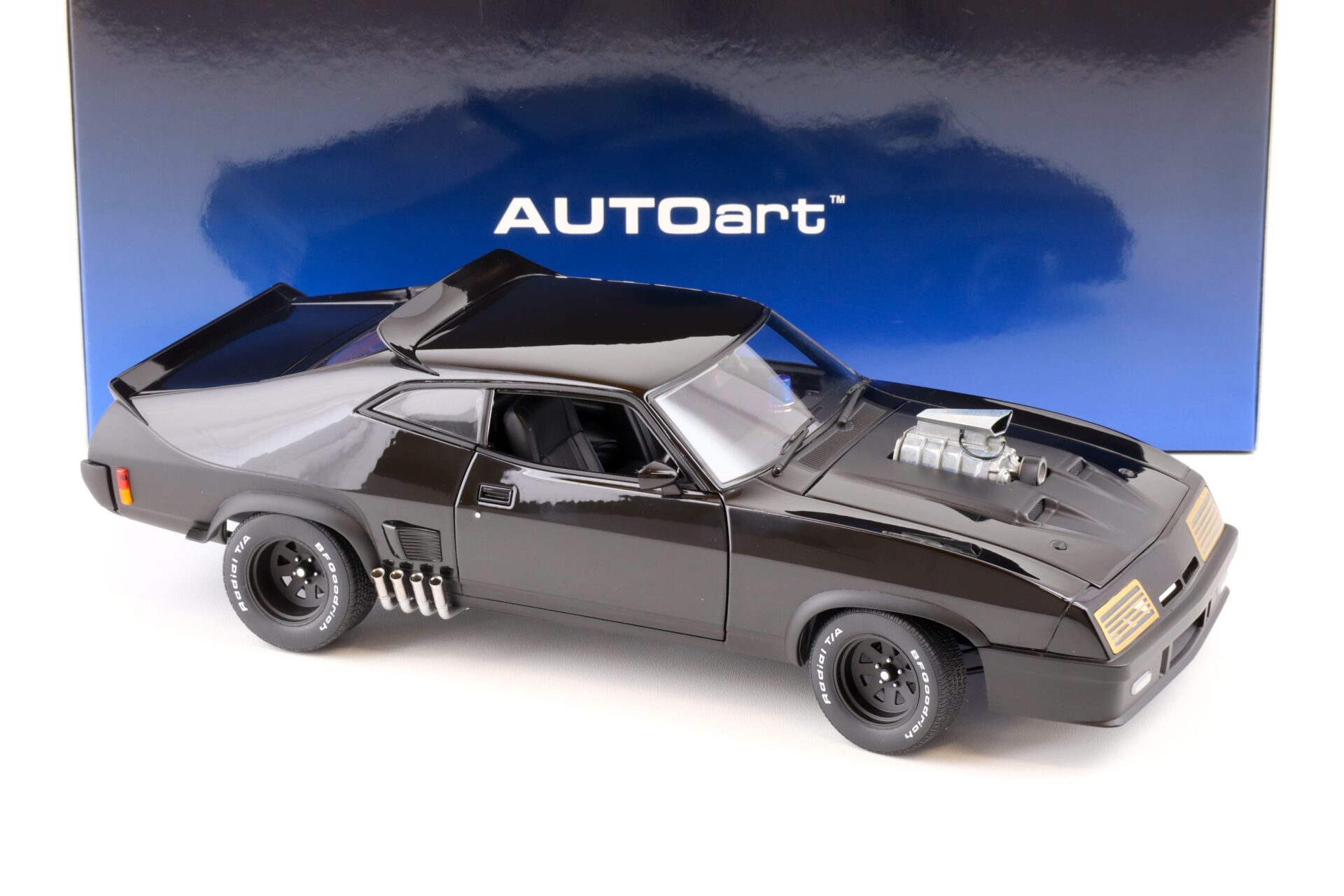 1:18 AUTOart Ford XB Falcon Tuned Version Black Interceptor MAD MAX black