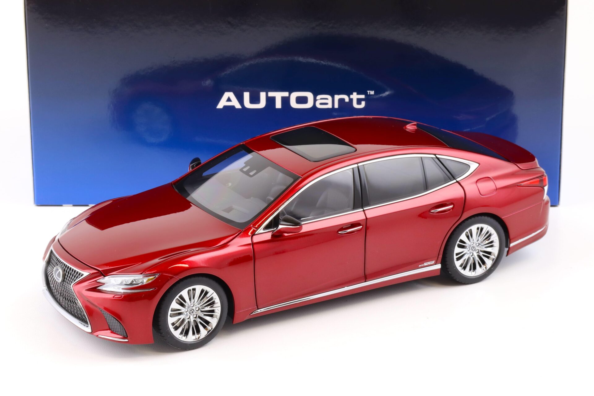 1:18 AUTOart Lexus LS500h Limousine 2018 Morello red metallic/ black interior 78869