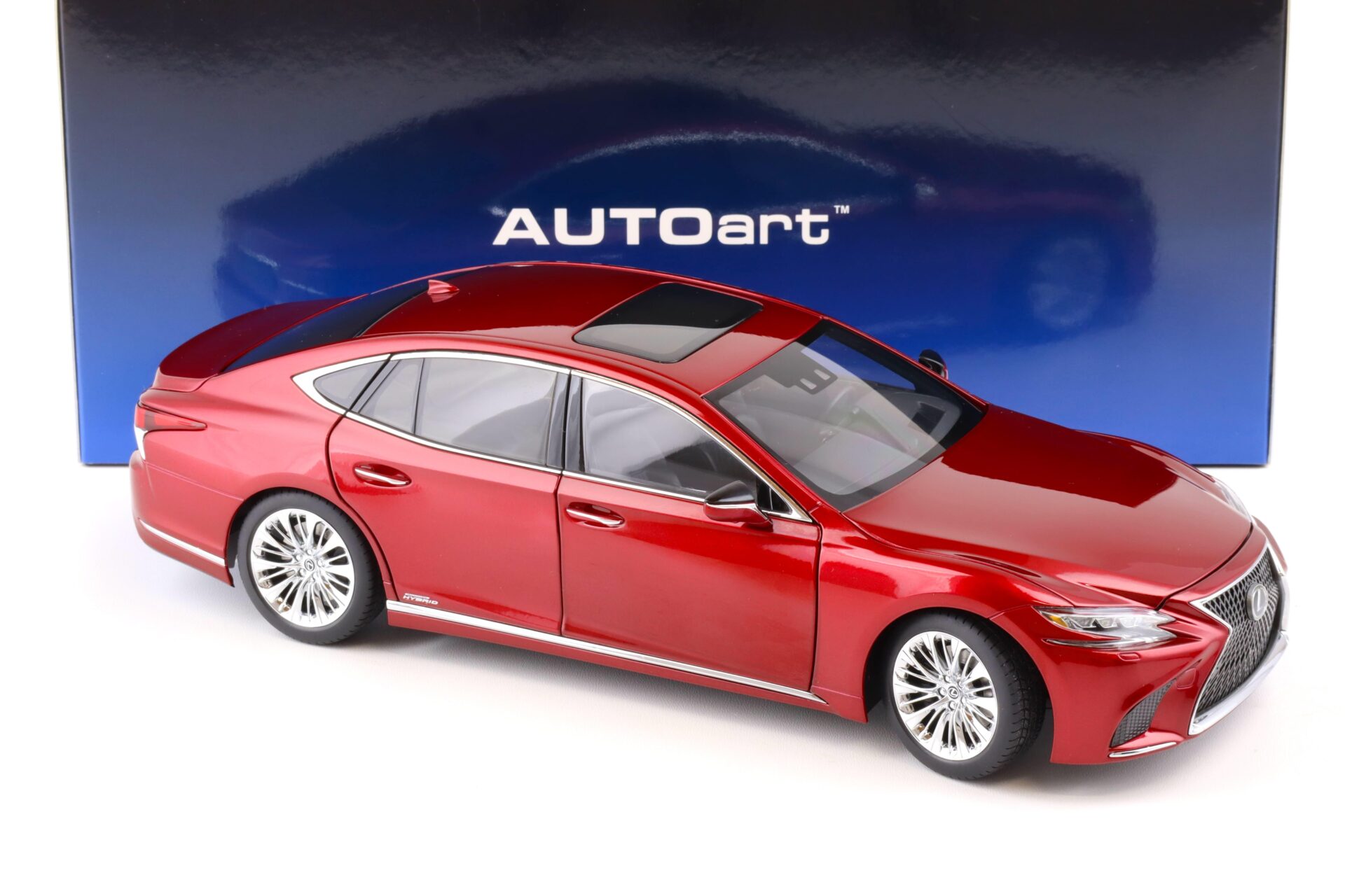1:18 AUTOart Lexus LS500h Limousine 2018 Morello red metallic/ black interior 78869
