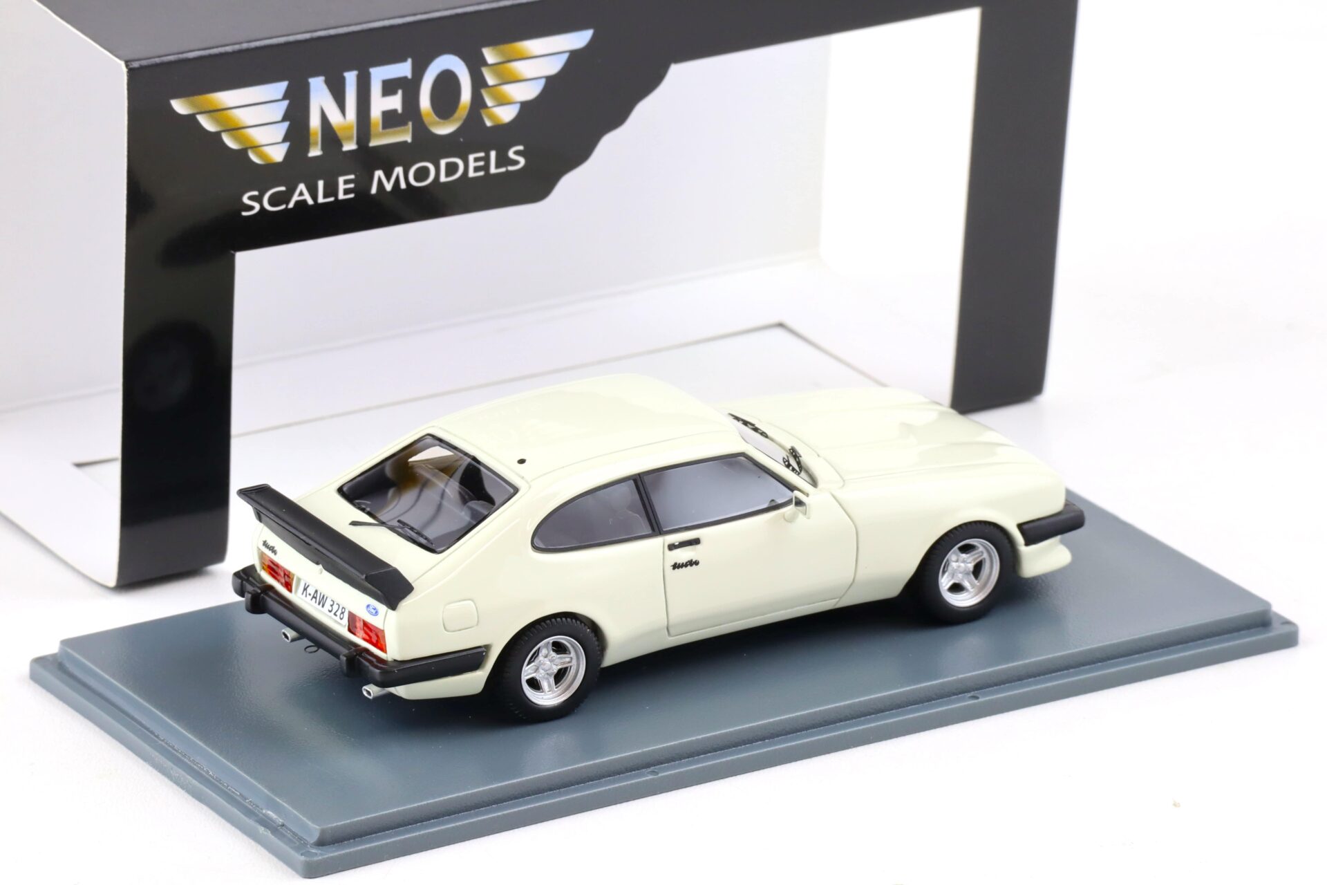 1:43 NEO Ford Capri MKIII Werksturbo 1980 white 43328