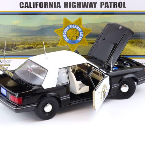 1:18 Greenlight 1982 Ford Mustang Coupe SSP California Highway Patrol