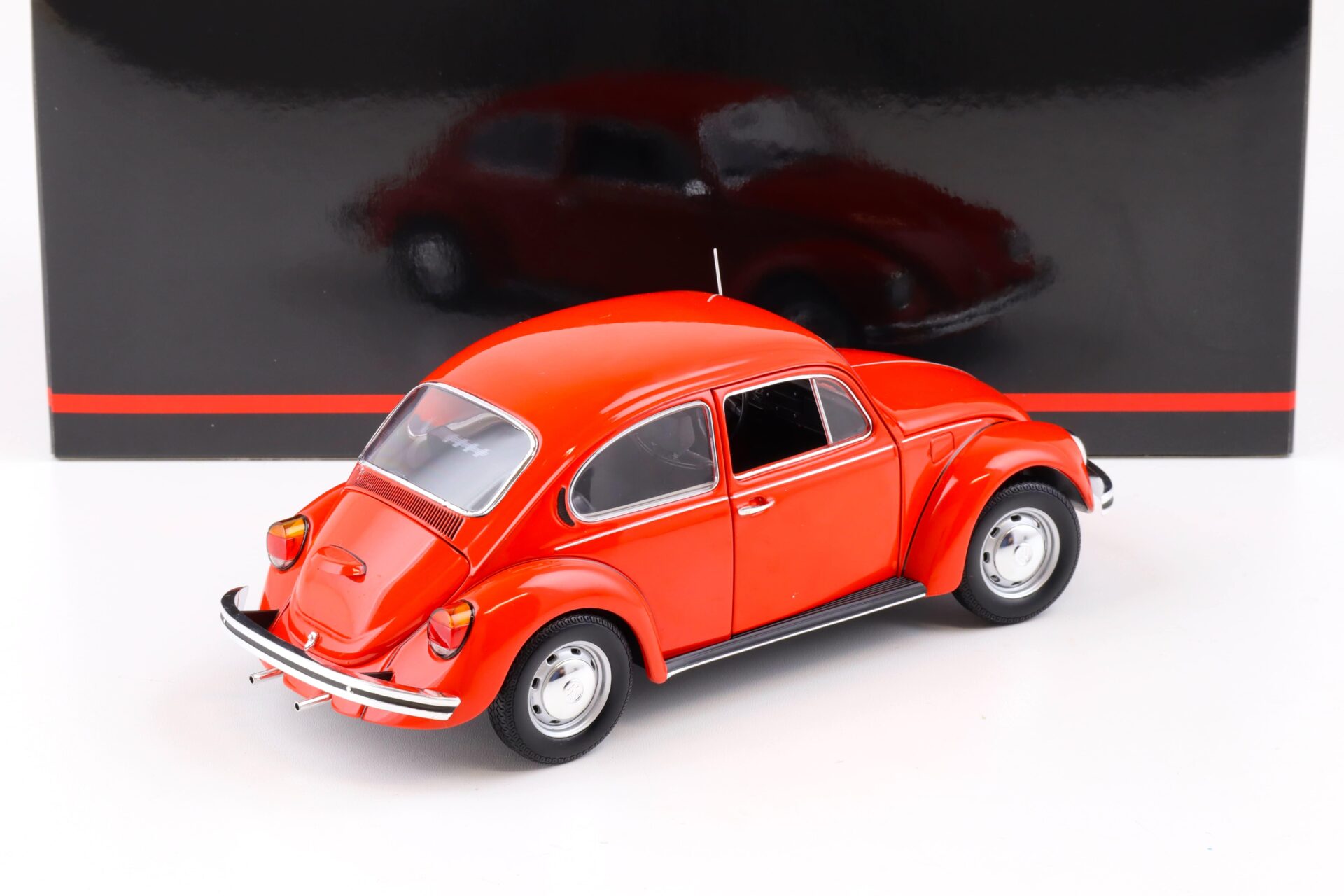 1:18 Minichamps VW Beetle Käfer 1200 red 1983