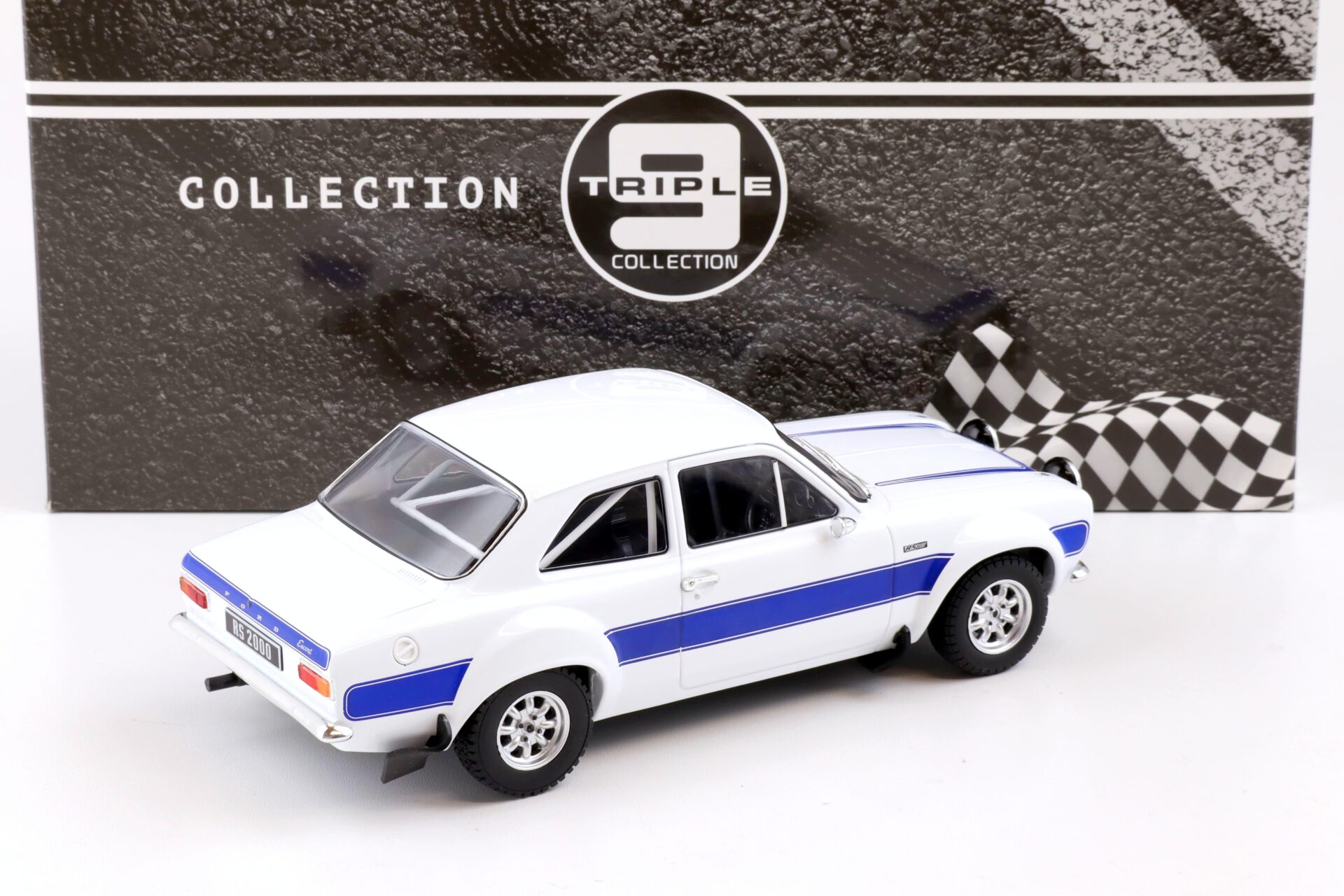 1:18 Triple9 Collection Ford Escort RS 2000 MK1 Road Car white/ blue stripes