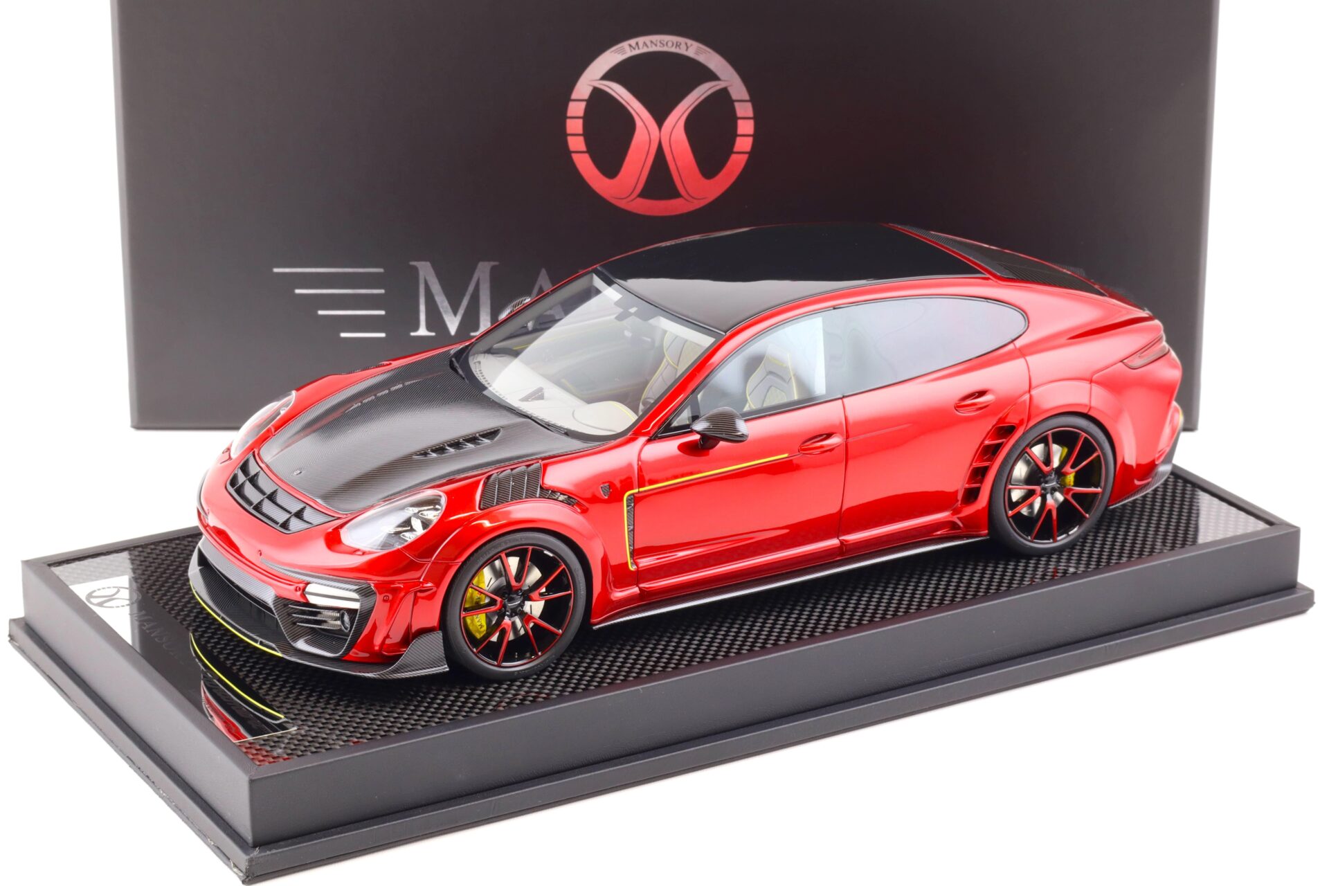 ID 85603 orig.jpg 1:18 Motorhelix Porsche Panamera Mansory 2019 metallic red/ Carbon MY18-PAMR