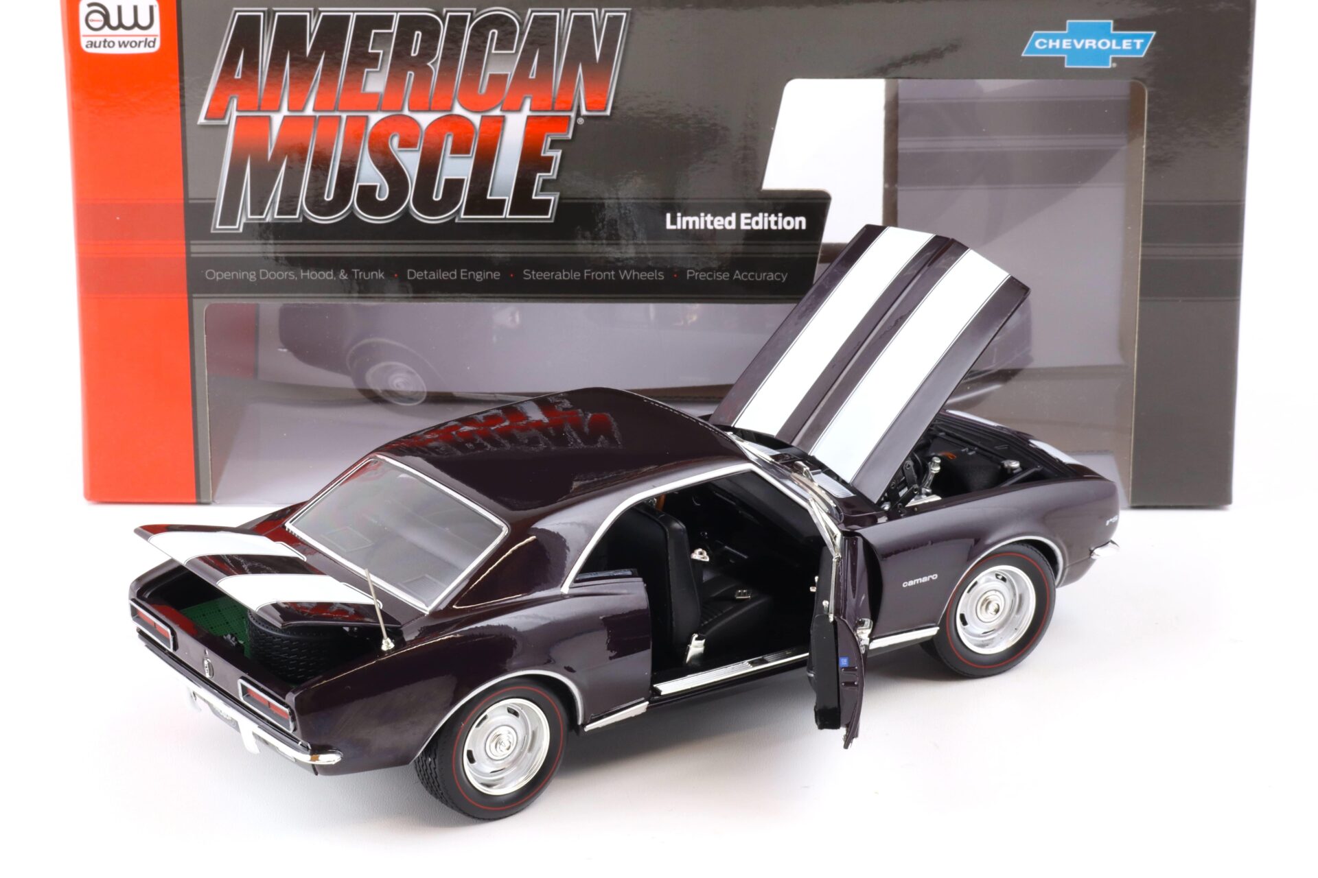 1:18 Auto World 1967 Chevrolet Camaro Z/28 RS Coupe MCACN Royal Plum