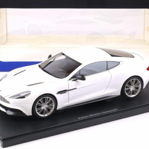 1:18 AUTOart Aston Martin Vanquish Coupe 2015 glossy white 70250