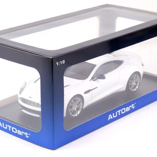 1:18 AUTOart Aston Martin Vanquish Coupe 2015 glossy white 70250